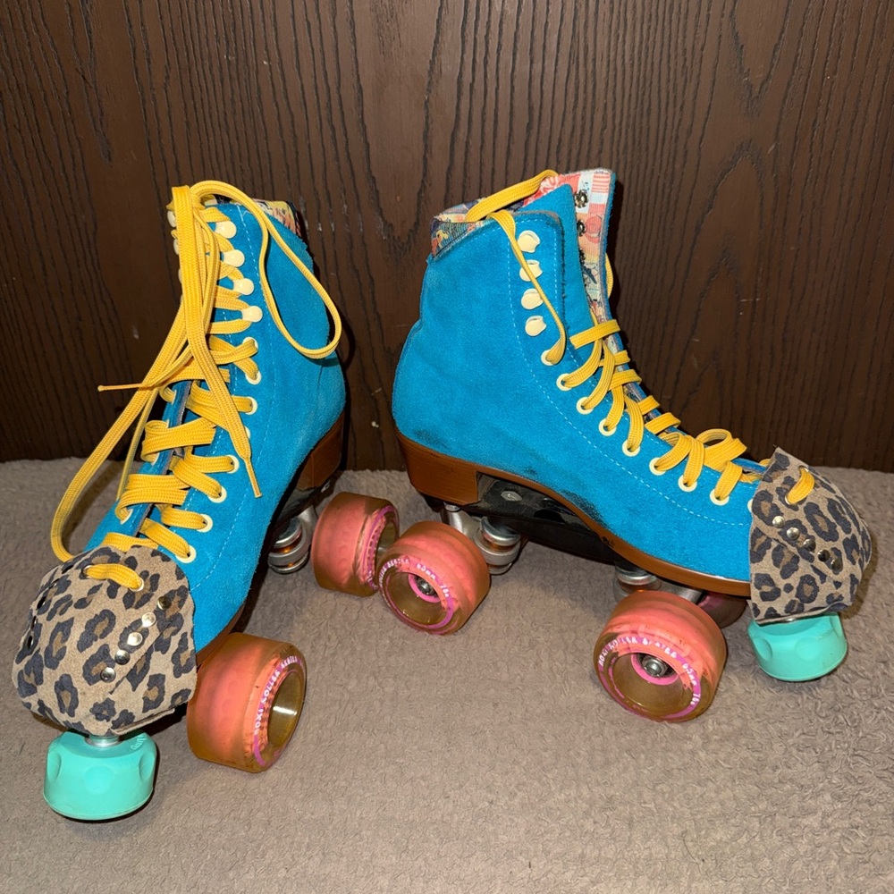 Moxi Lolly Roller Skates - Picture 2 of 5